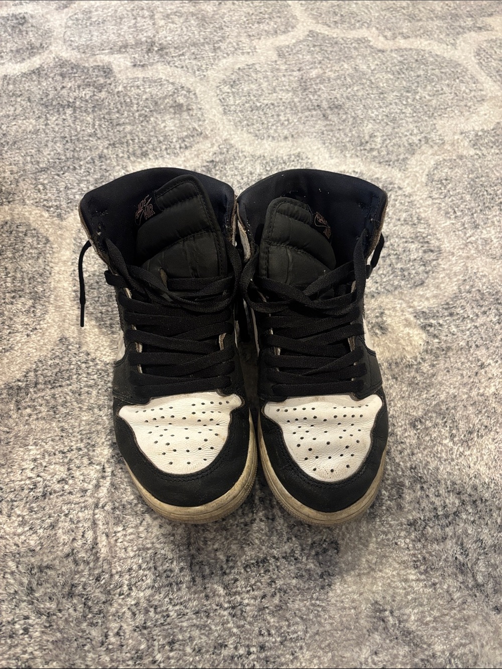 Nike air Jordan 1 Black High-Top Sneaker
